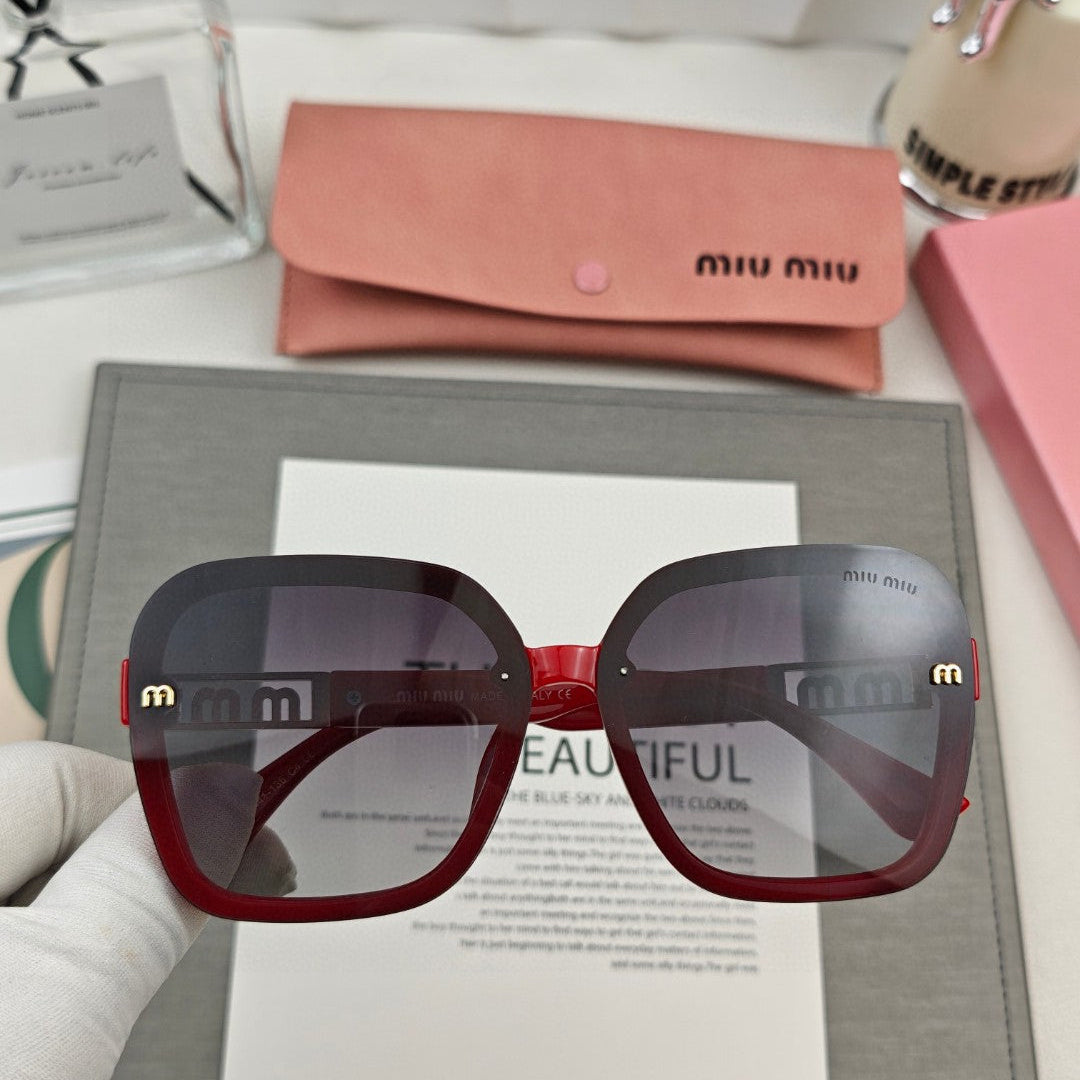 RUNWAY SQUARE SUNGLASSES 53037 IN ACETATE - Black