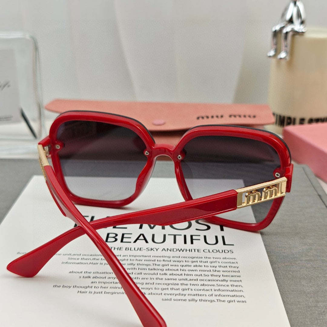 RUNWAY SQUARE SUNGLASSES 53037 IN ACETATE - Black