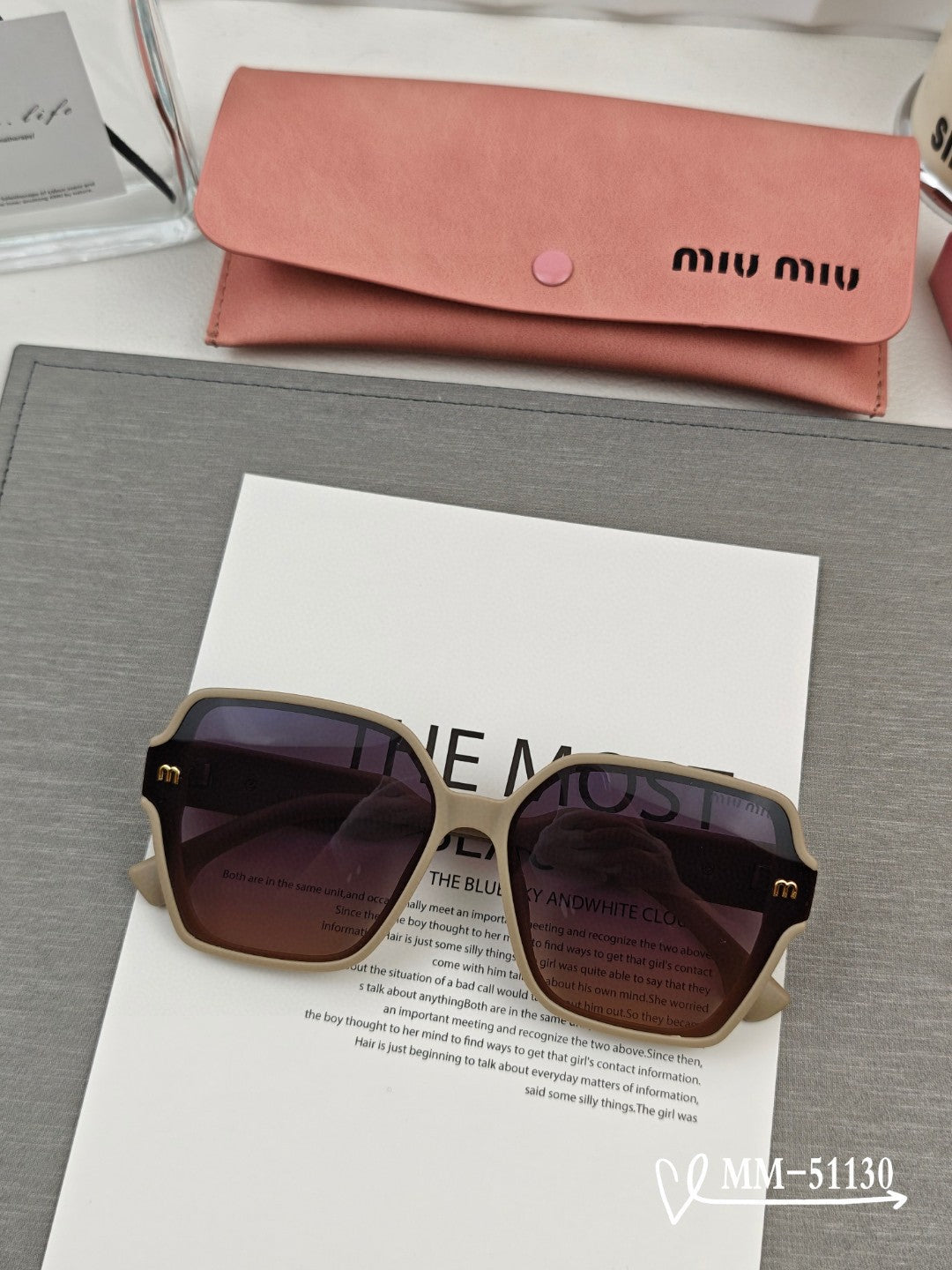 RUNWAY SQUARE SUNGLASSES 51130 IN ACETATE - Black