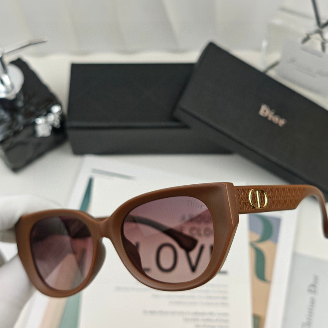 MONTAIGNE SUNGLASS 55119 IN ACETATE - Black