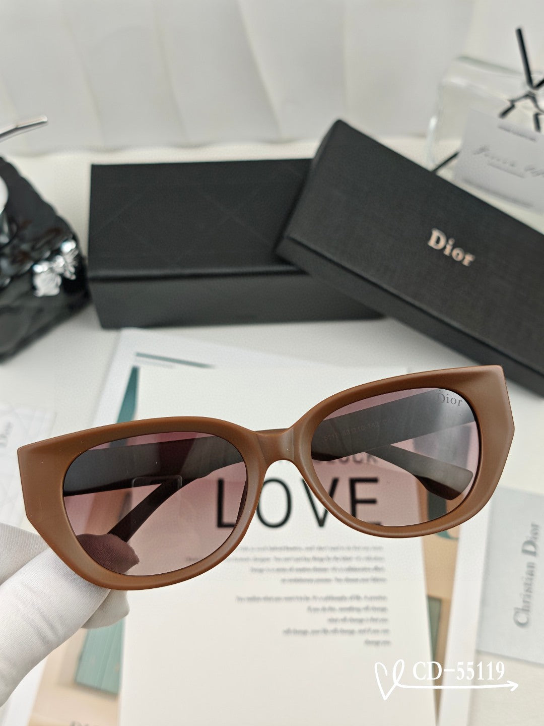 MONTAIGNE SUNGLASS 55119 IN ACETATE - Black