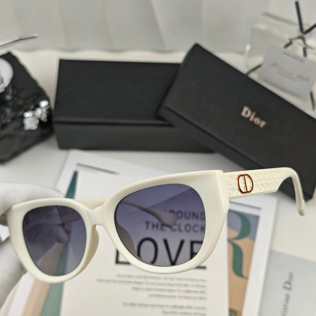 MONTAIGNE SUNGLASS 55119 IN ACETATE - Black
