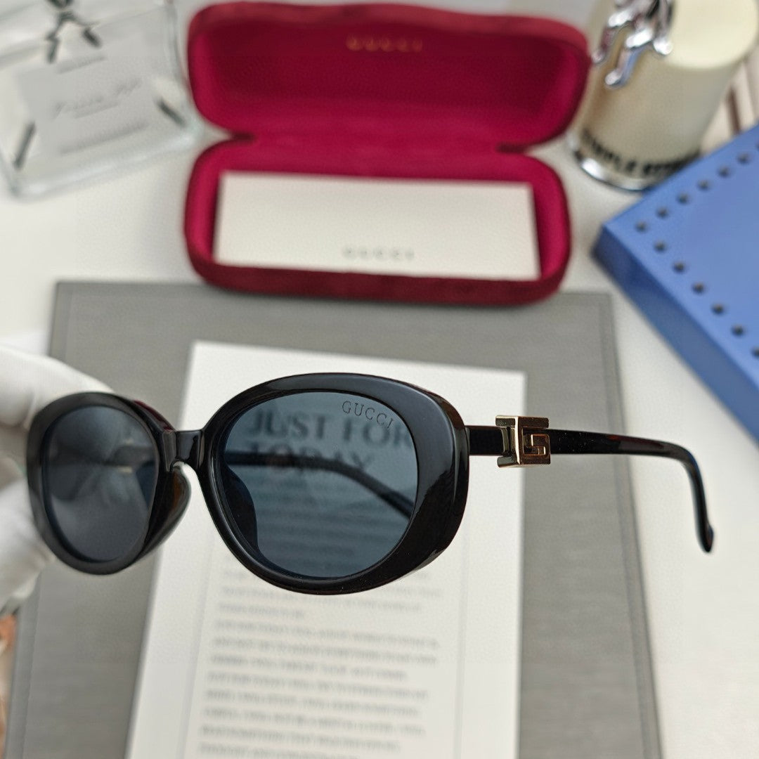 OVAL FRAME SUNGLASSES 58053 IN ACETATE - Brown tortoiseshell