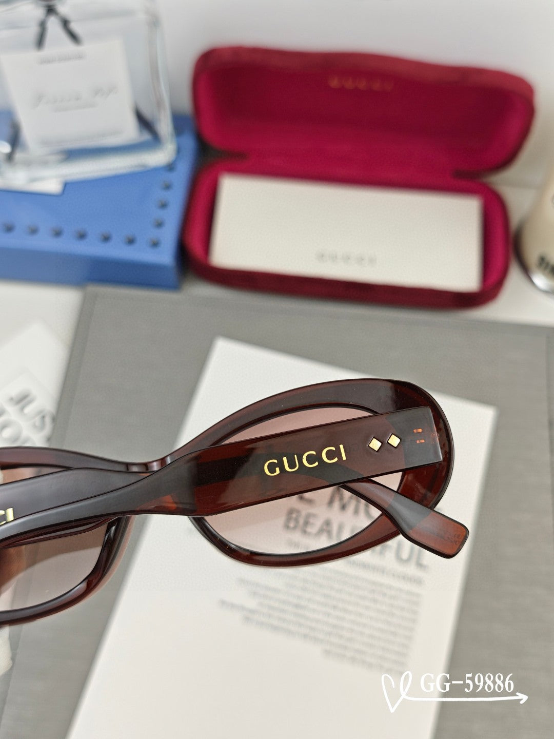 OVAL FRAME SUNGLASSES 59886 IN ACETATE - Red