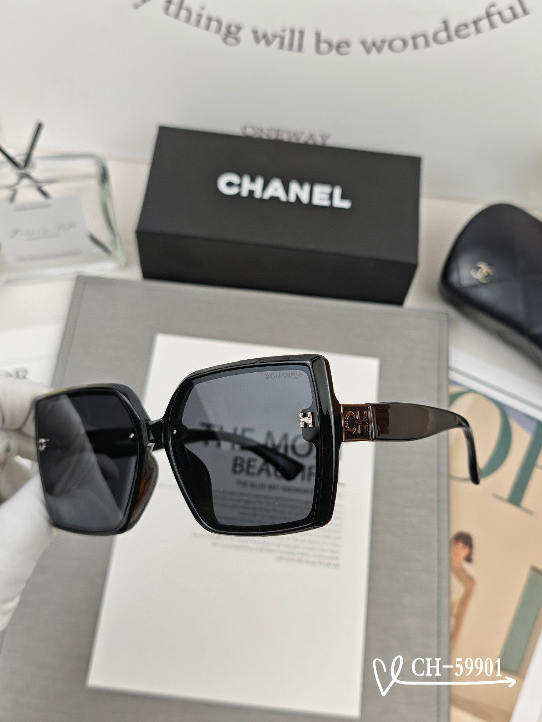 SQUARE SUNGLASSES 59901 IN ACETATE - Red