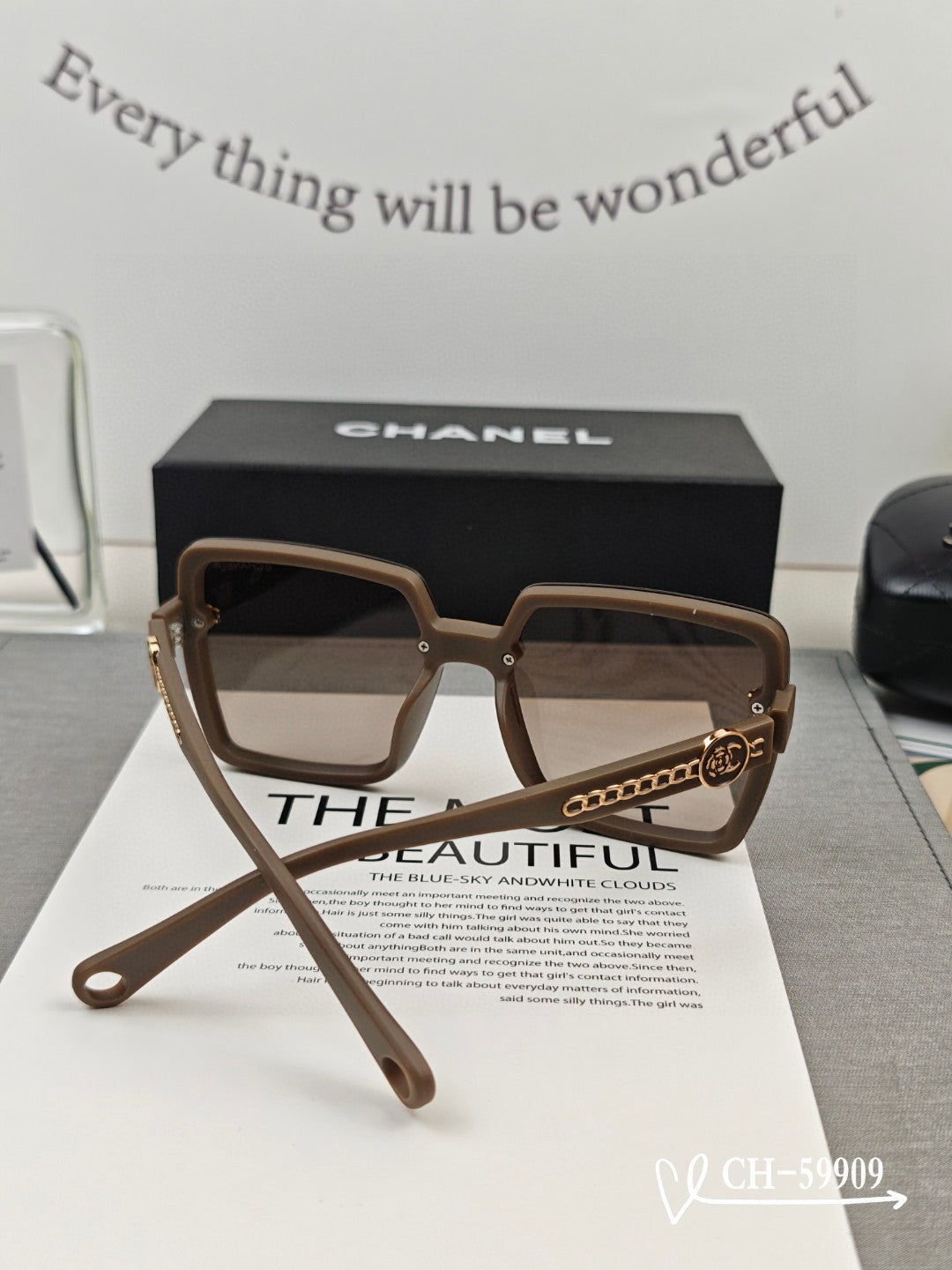 SQUARE SUNGLASSES 59909 IN BLACK TR FRAME WITH RESIN LENSES - Black