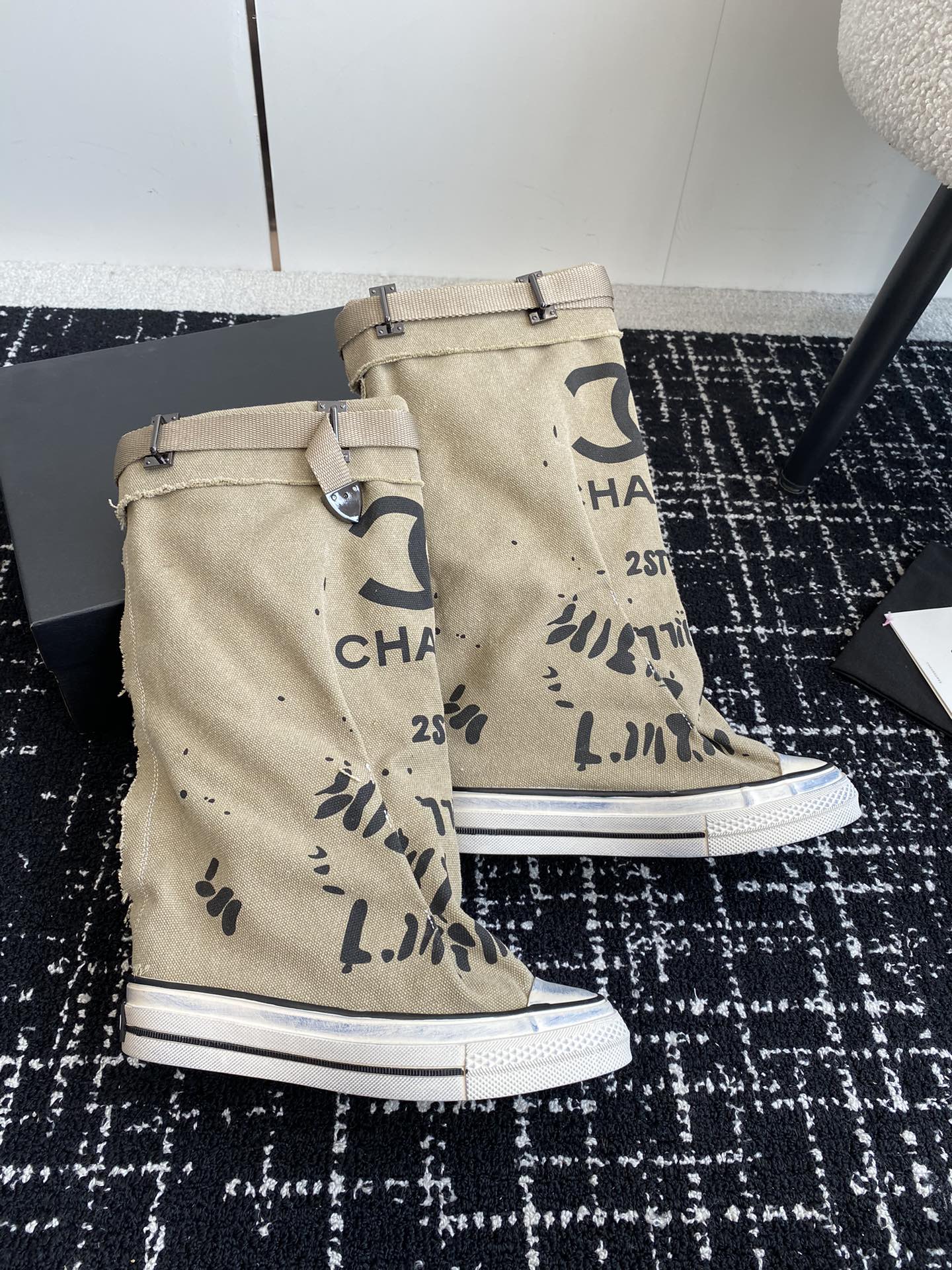 HIGH BOOTS IN TORTILLA BROWN CANVAS - 35