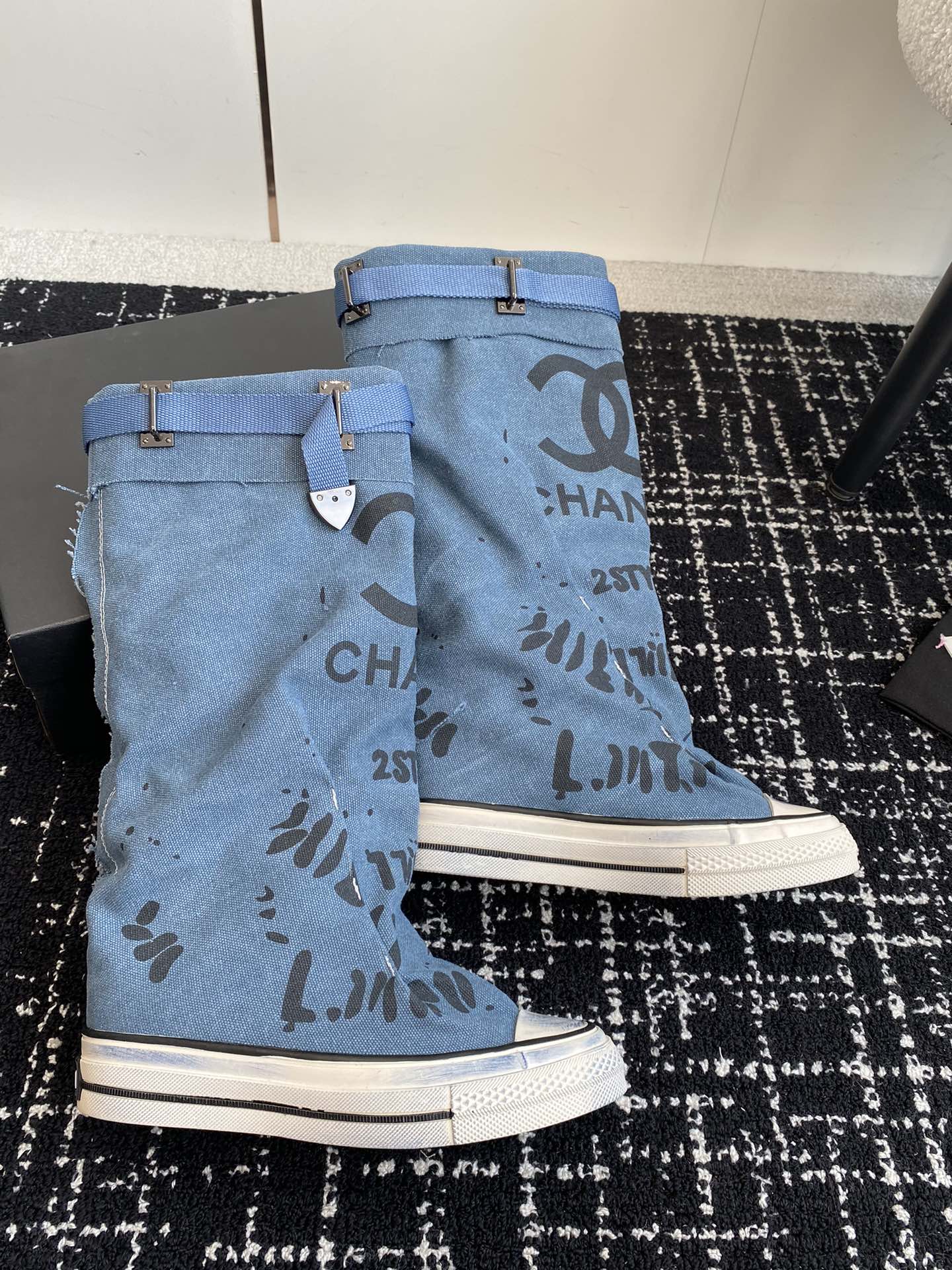 HIGH BOOTS IN OCEAN BLUE CANVAS - 35