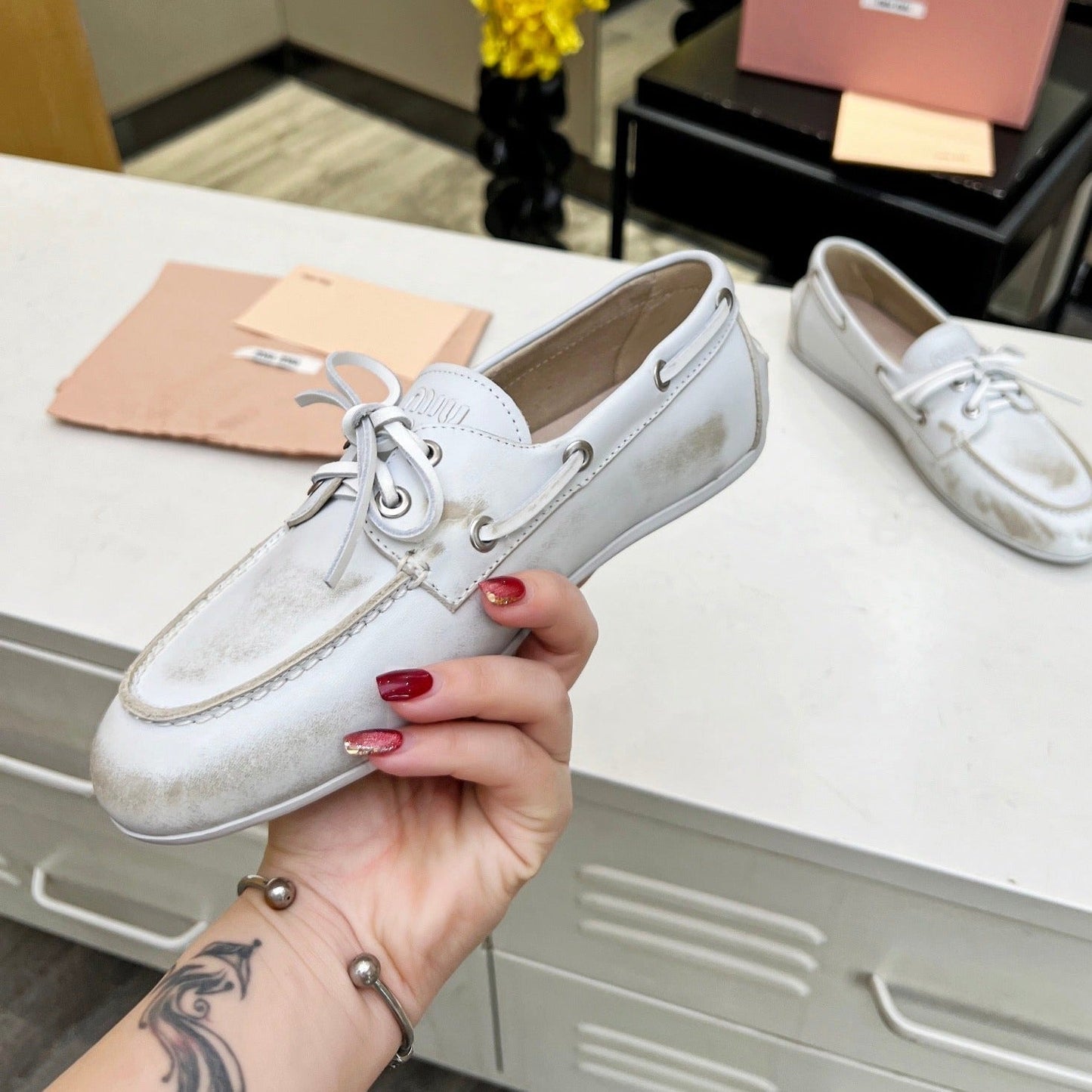 Lace-up Retro Loafers White Cowhide - 35