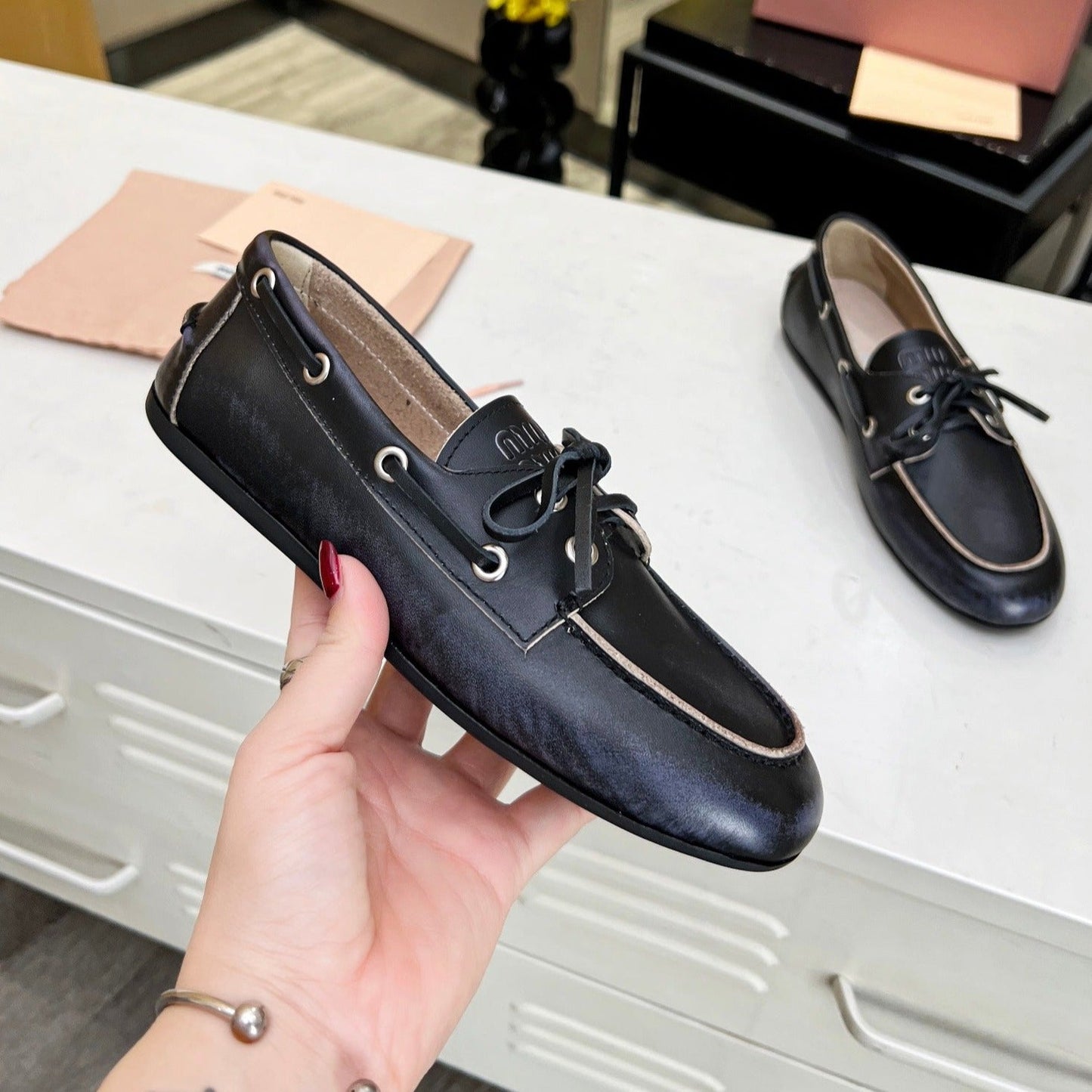 Lace-up Retro Loafers Black Cowhide - 35