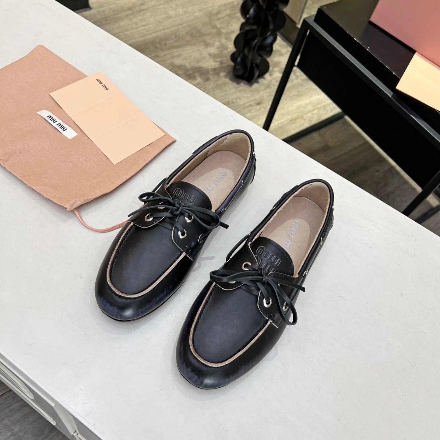 Lace-up Retro Loafers Black Cowhide - 35