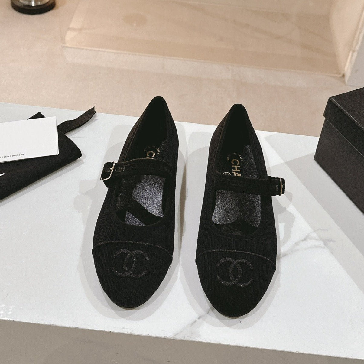 mary jane flat black corduroy - 35