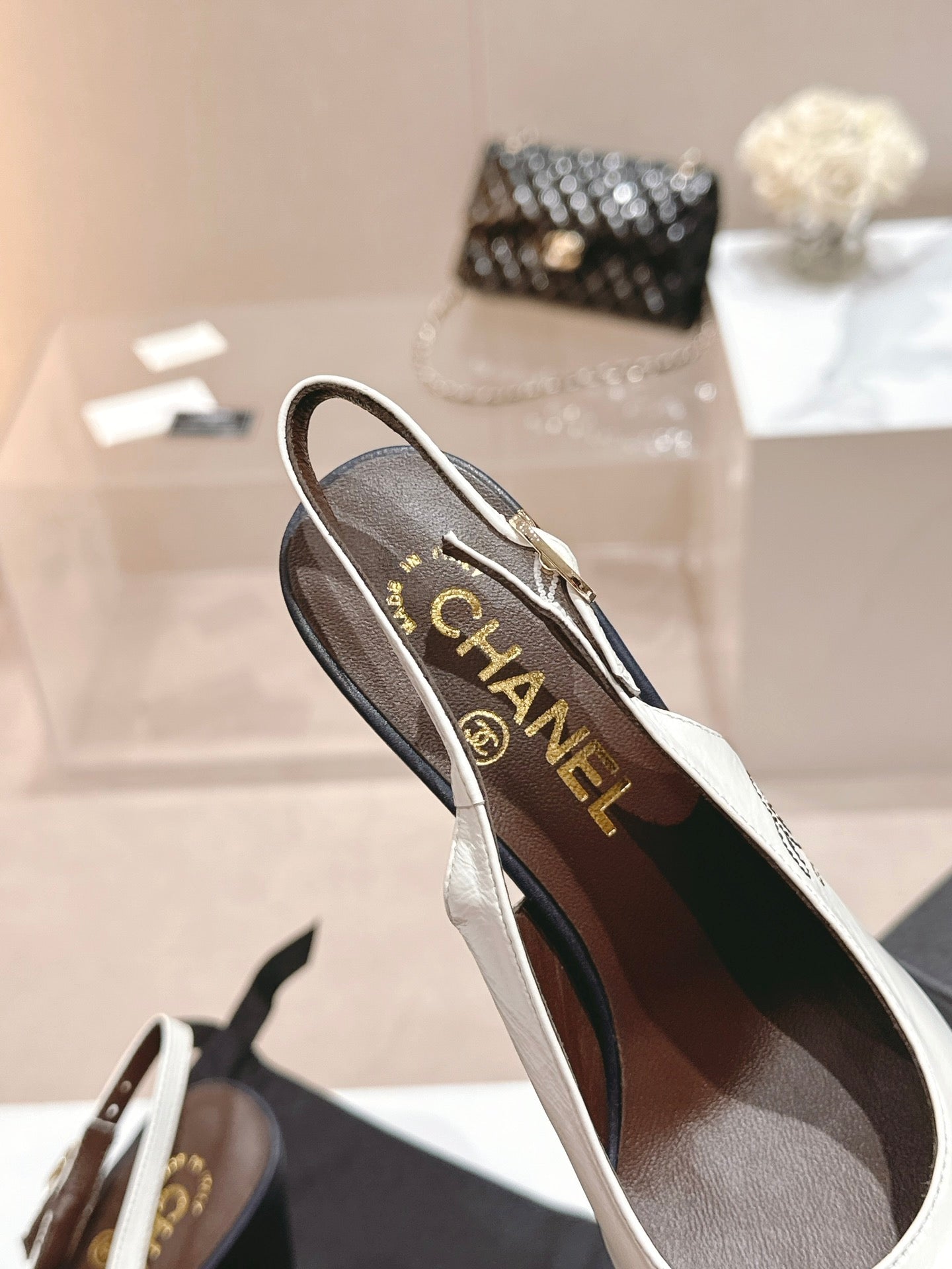 HIGH SLINGBACKS WHITE MIX BLACK SHEEPSKIN - 35