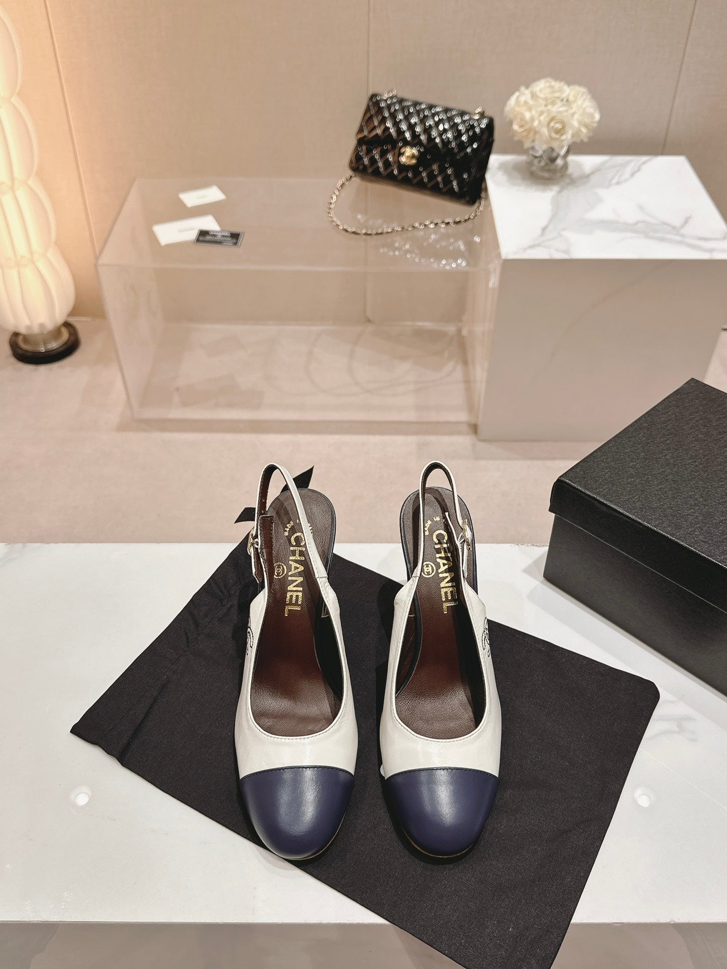 HIGH SLINGBACKS WHITE MIX BLACK SHEEPSKIN - 35