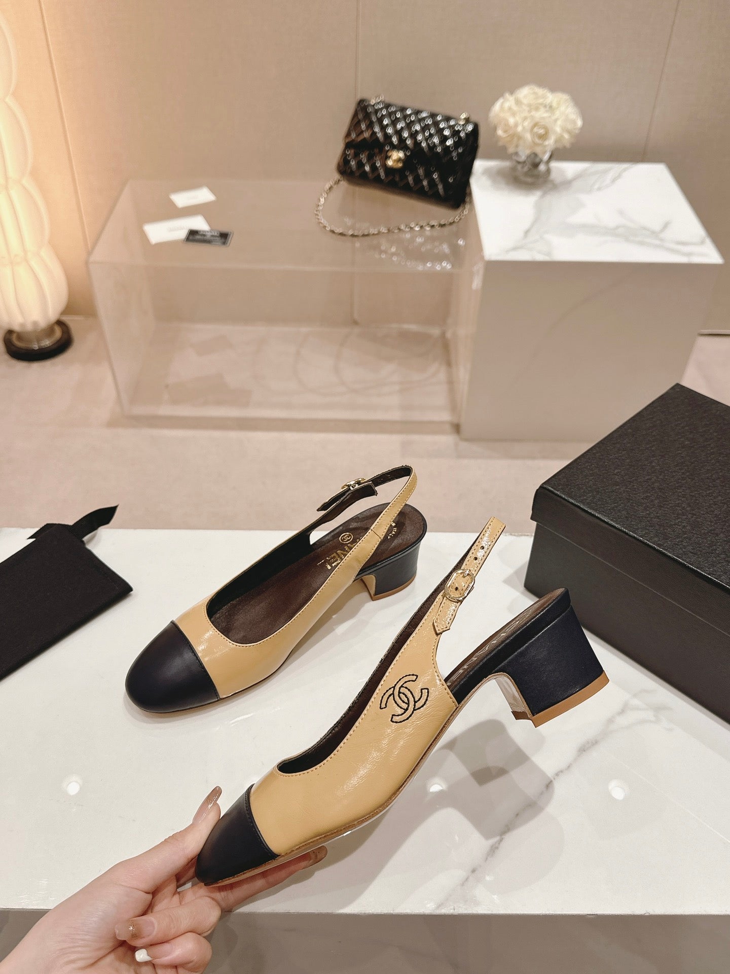 SLINGBACKS PEANUT BROWN MIX BLACK SHEEPSKIN - 35
