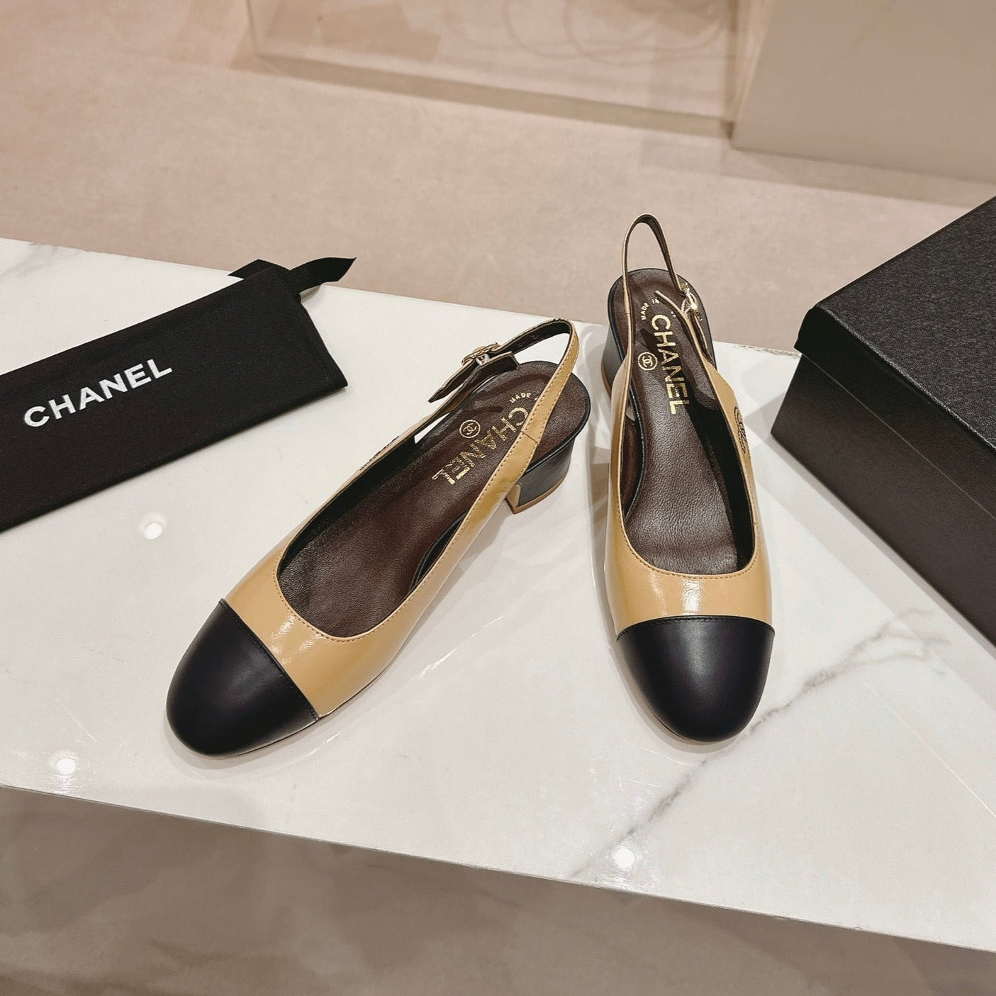 SLINGBACKS PEANUT BROWN MIX BLACK SHEEPSKIN - 35