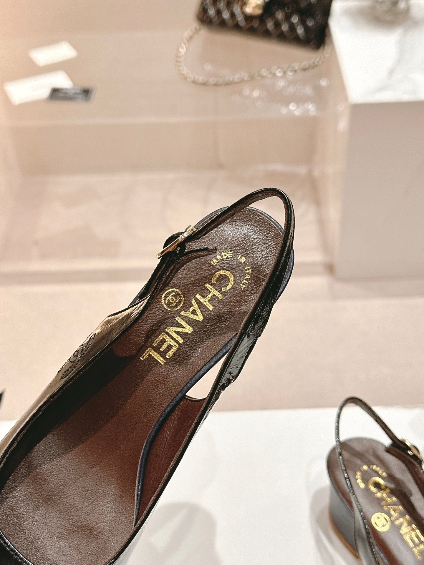 SLINGBACKS IN BLACK SHEEPSKIN - 35