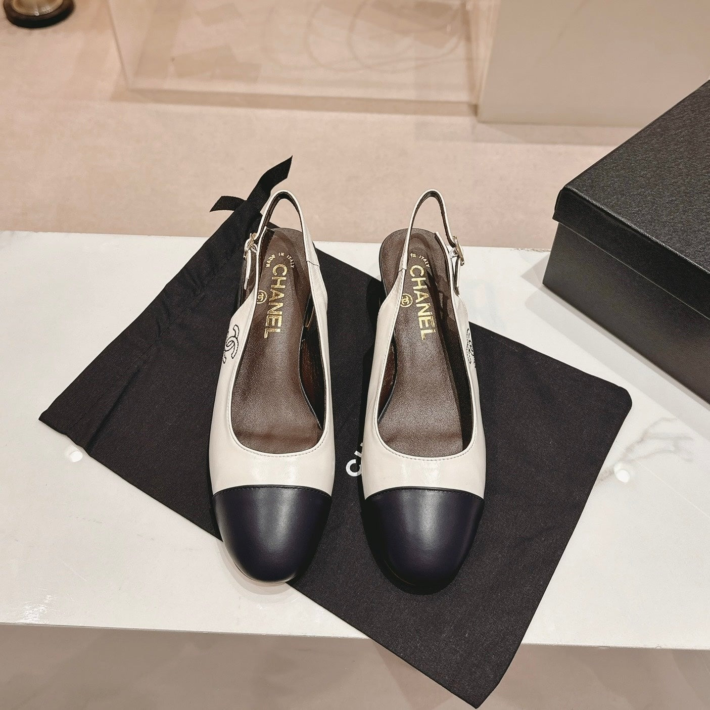 SLINGBACKS WHITE MIX BLACK SHEEPSKIN - 35