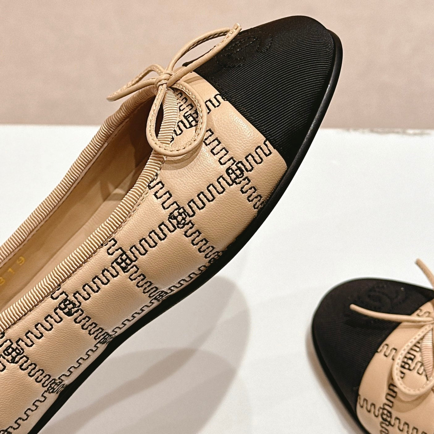 Double C New Ballet Flats Dark Cream Black Lambskin - 34