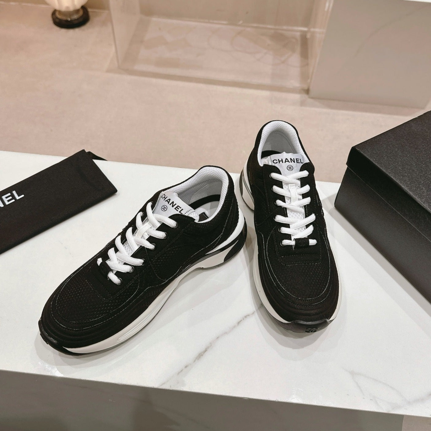 Women's Black White Sneaker Breathable mesh - 35
