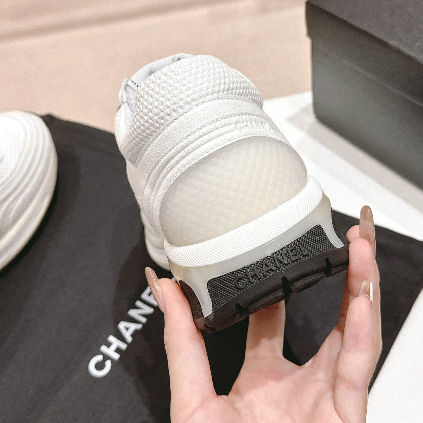 Women's White Sneaker Breathable mesh - 35