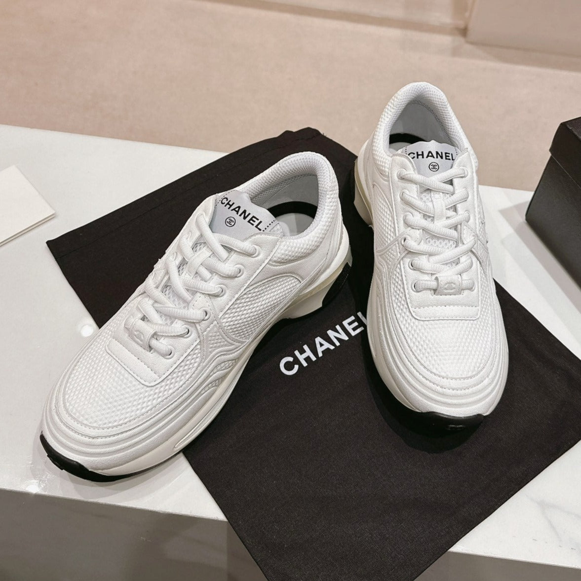 Women's White Sneaker Breathable mesh - 35