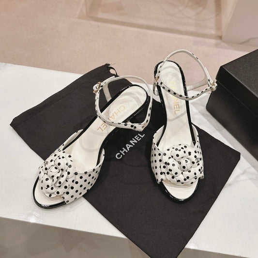 Double C New Camellia High Heel Sandals White/ Black Caro - 35