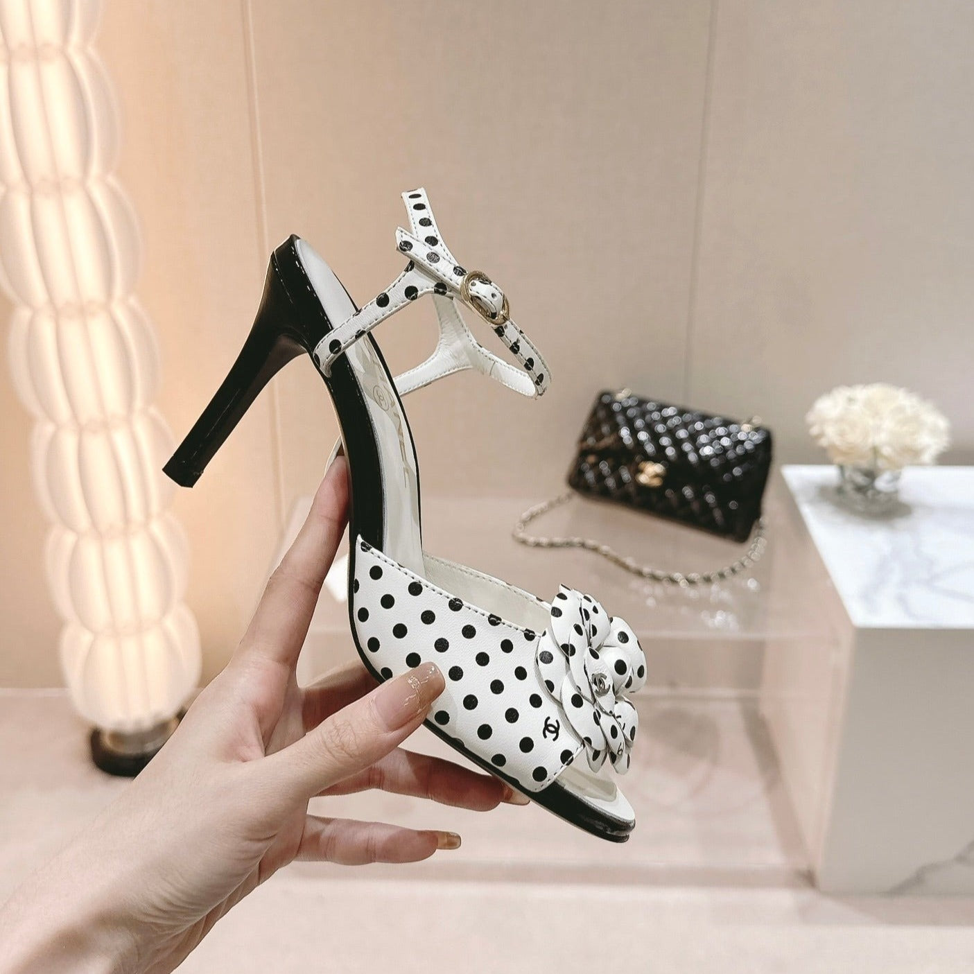 Double C New Camellia High Heel Sandals White/ Black Caro - 35