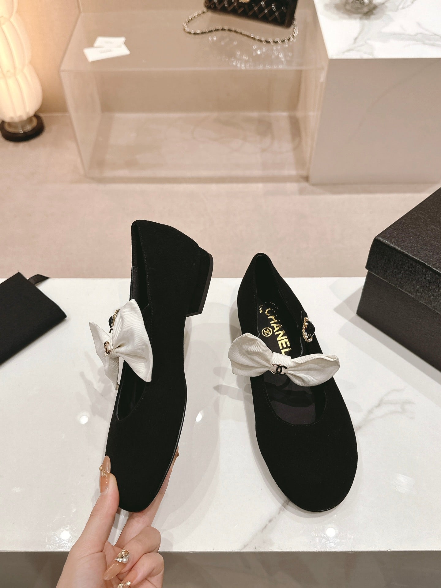 MARY JANE SHOES BLACK CALFSKIN - 35