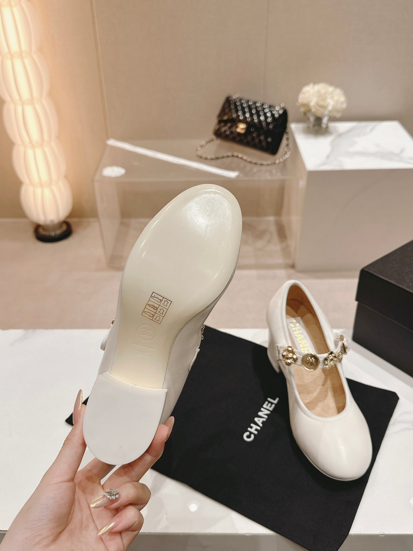 MARY JANE SHOES WHITE LAMBSKIN - 35
