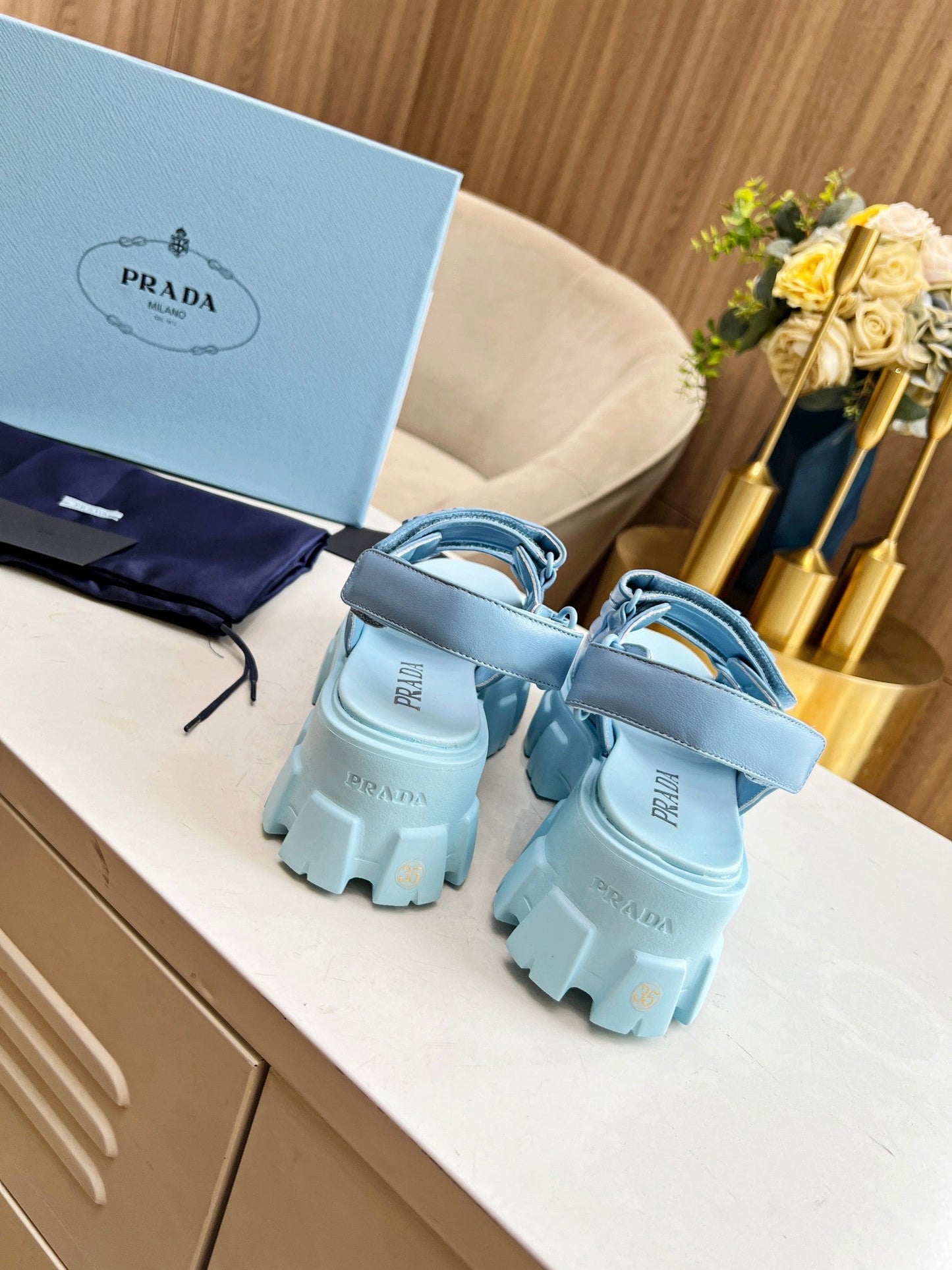 PRA MONOLITH NAPPA SANDALS SKY LAMBSKIN - 34