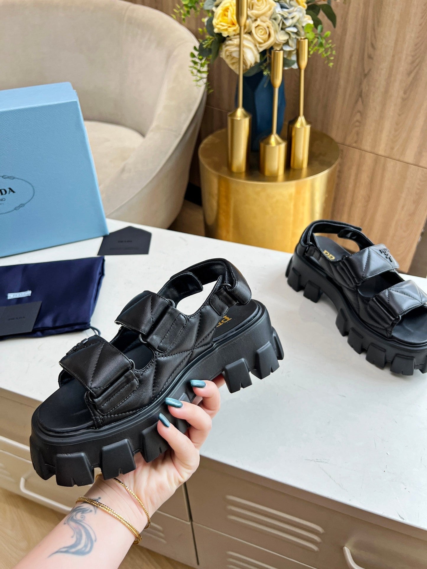 PRA MONOLITH NAPPA SANDALS BLACK LAMBSKIN - 34