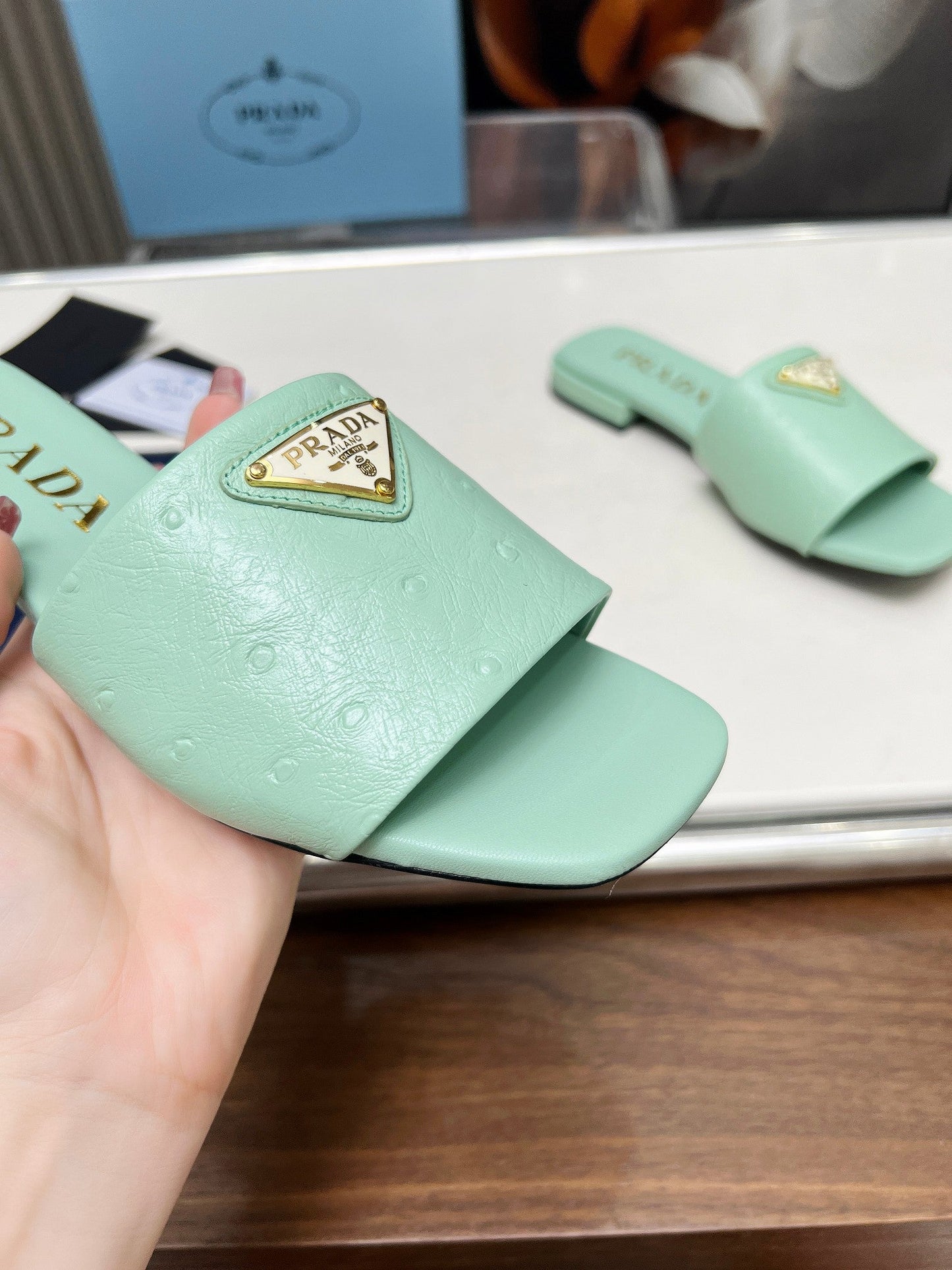 PRA SAFFIANO PATENT SLIDES OSTRICH MOTIF SEAFOAM CALFSKIN - 35