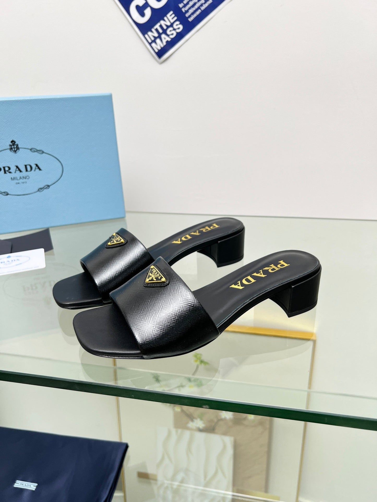 PRA EMBROIDERED SLIDES 40 BLACK CALFSKIN - 35