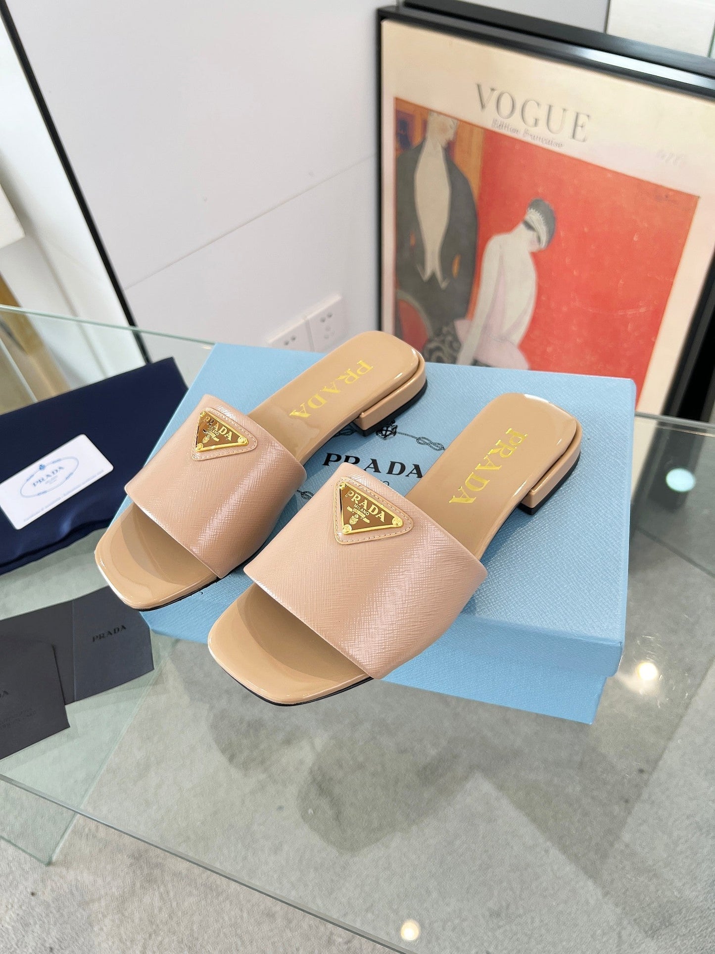 PRA SAFFIANO PATENT SLIDES TUSCAN CALFSKIN - 35
