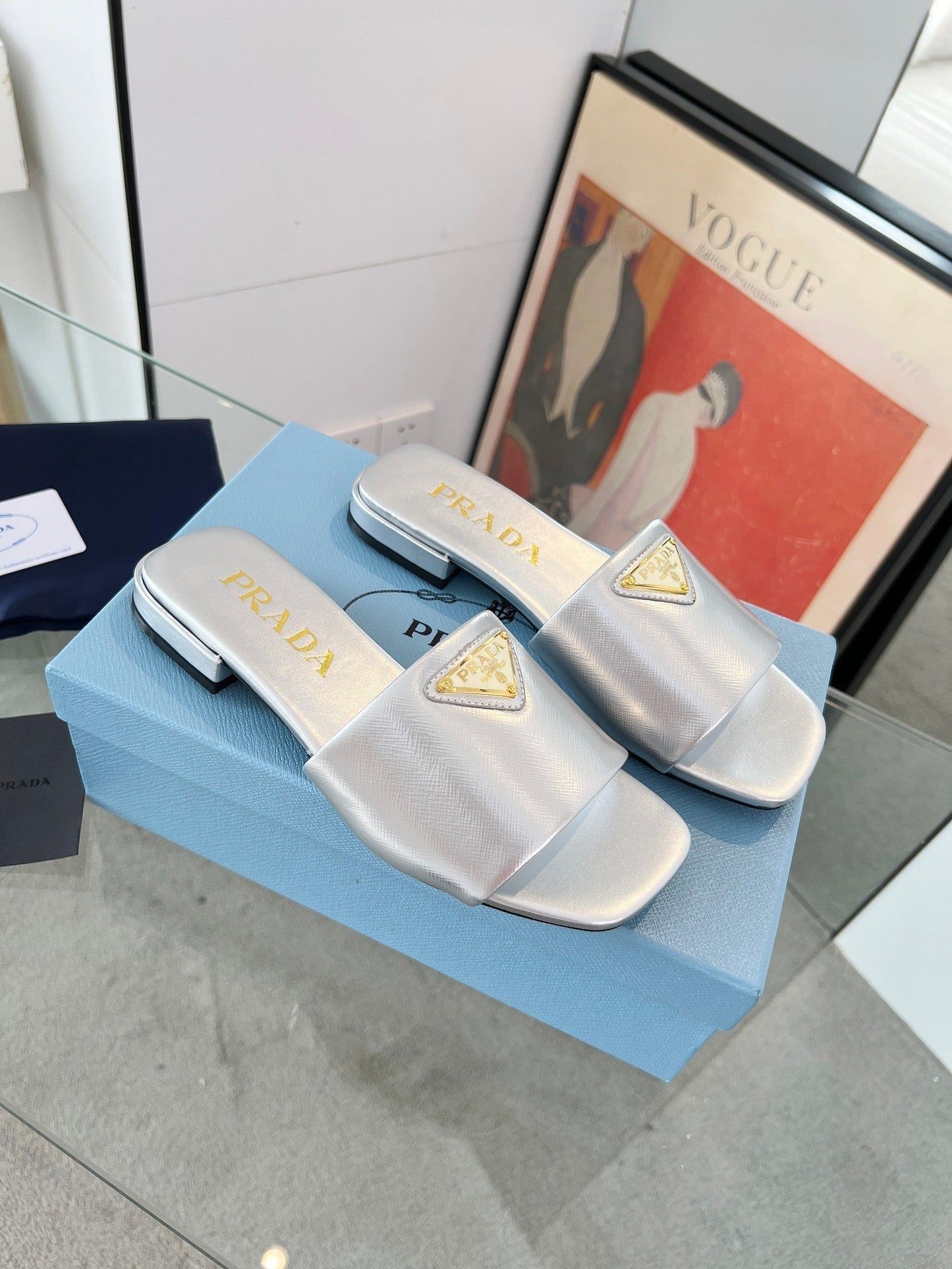 PRA SAFFIANO PATENT SLIDES SILVER CALFSKIN - 35