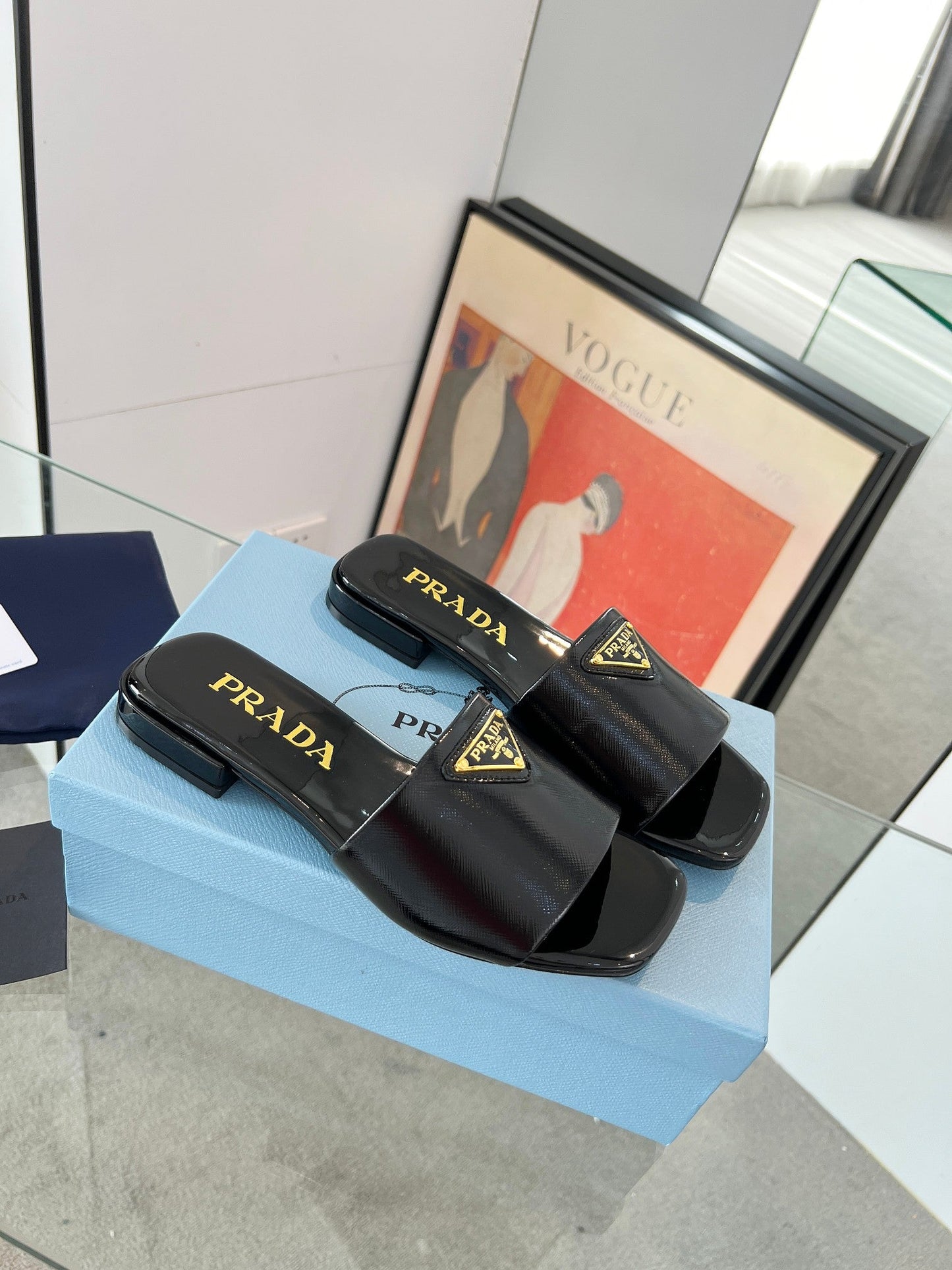 PRA SAFFIANO PATENT SLIDES BLACK CALFSKIN - 35