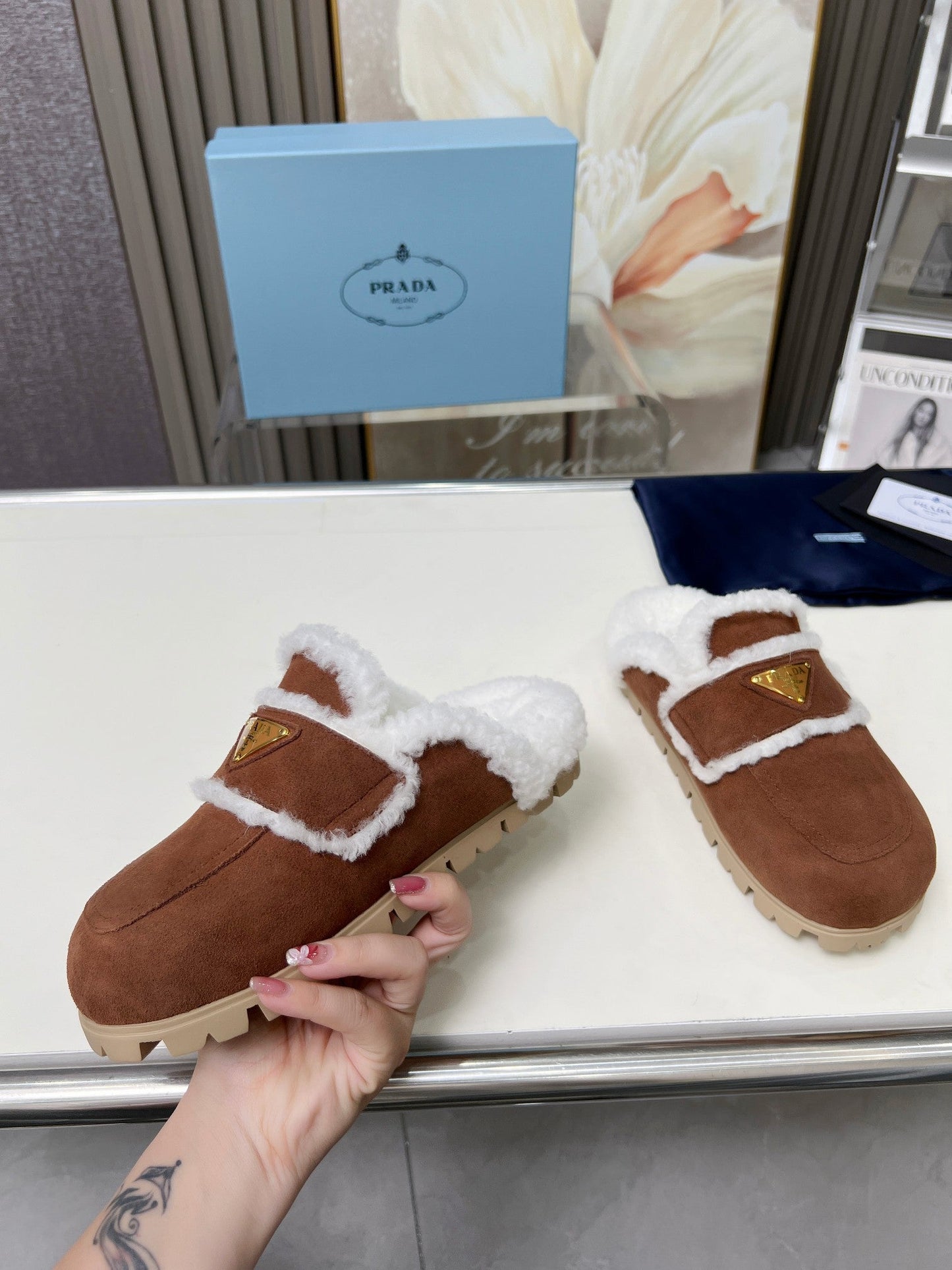 SUEDE AND SHEARLING MULES UMBER BROWN - 35