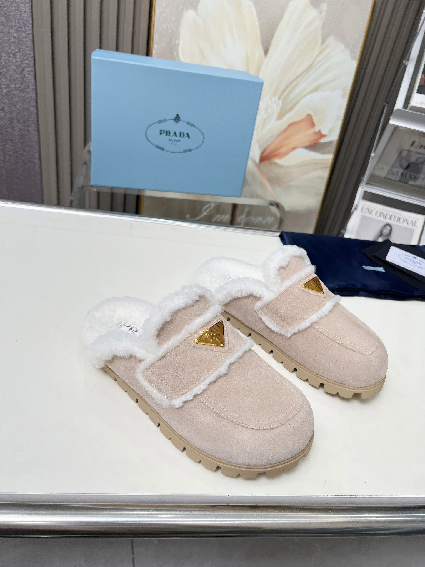SUEDE AND SHEARLING MULES BEIGE - 35