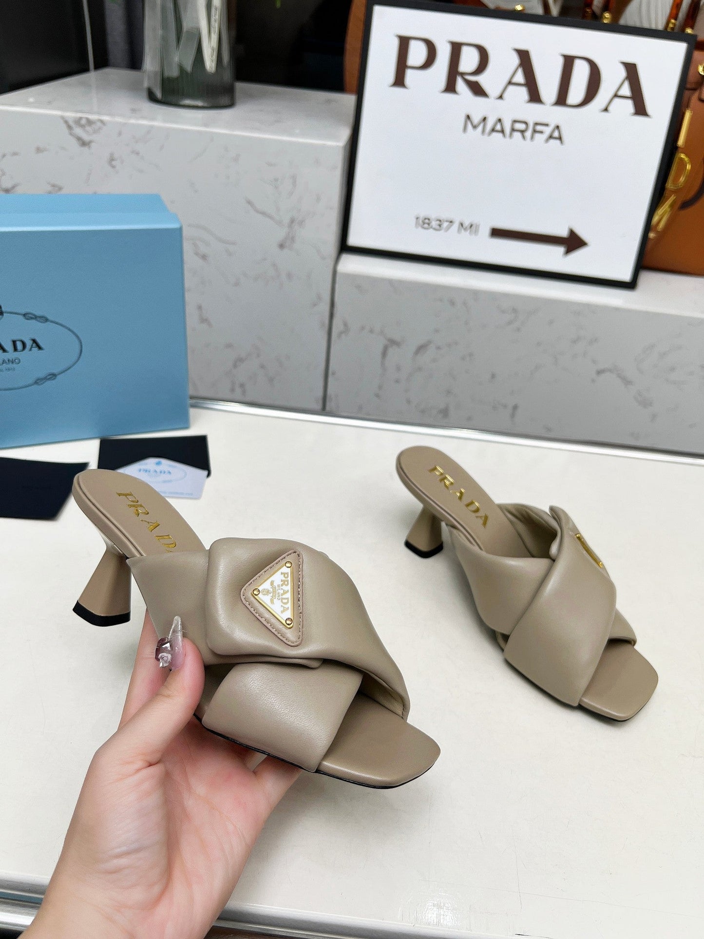 PRA CROSS MULE HEELS IN BEIGE CALFSKIN WITH PADDED STRAPS - 35