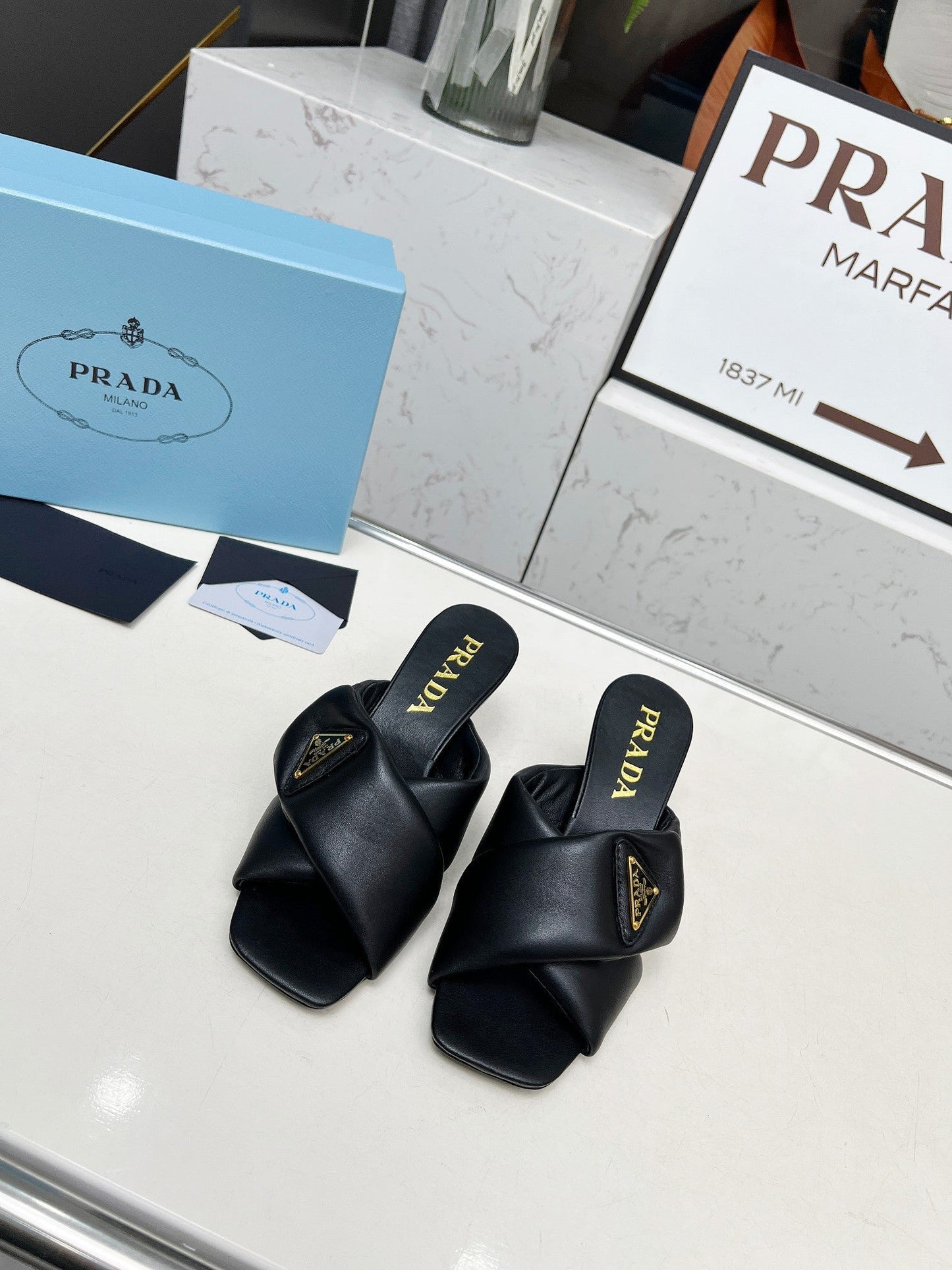 PRA CROSS MULE HEELS IN BLACK CALFSKIN WITH PADDED STRAPS - 35