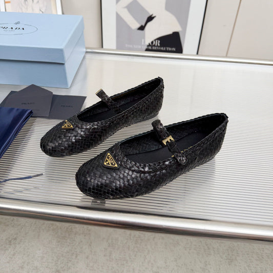 БАЛЕТКИ-МЕРІ ДЖЕЙН PRADA 26S З ЧОРНОЇ ПЛЕТЕНОЇ ТЕЛЯЧОЇ ШКІРИ