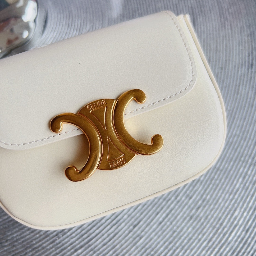 CL BELT BAG TRIOMPHE 25 MM BELT TRIOMPHE WHITE CALFSKIN GOLD HARDWARE - 30
