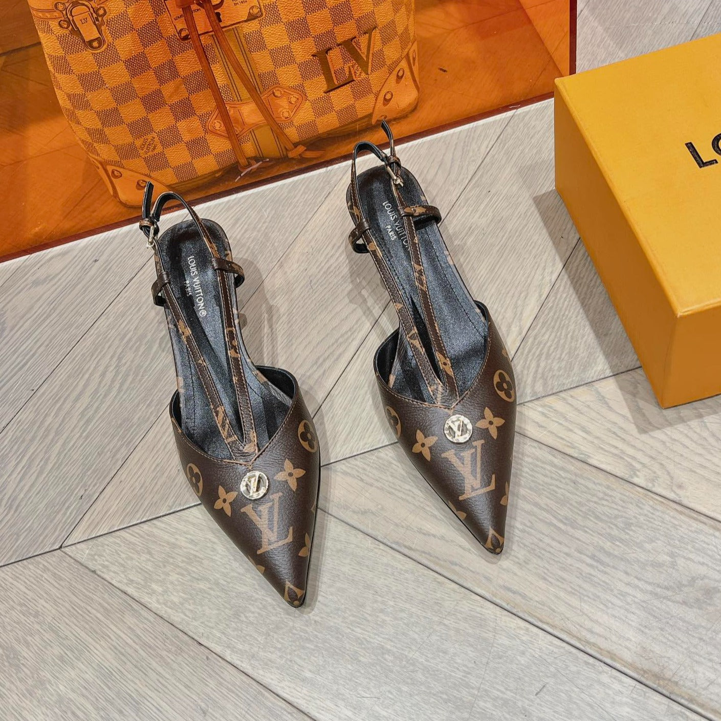 LV LOW HEEL SLINGBACK MONOGRAM CANVAS - 34