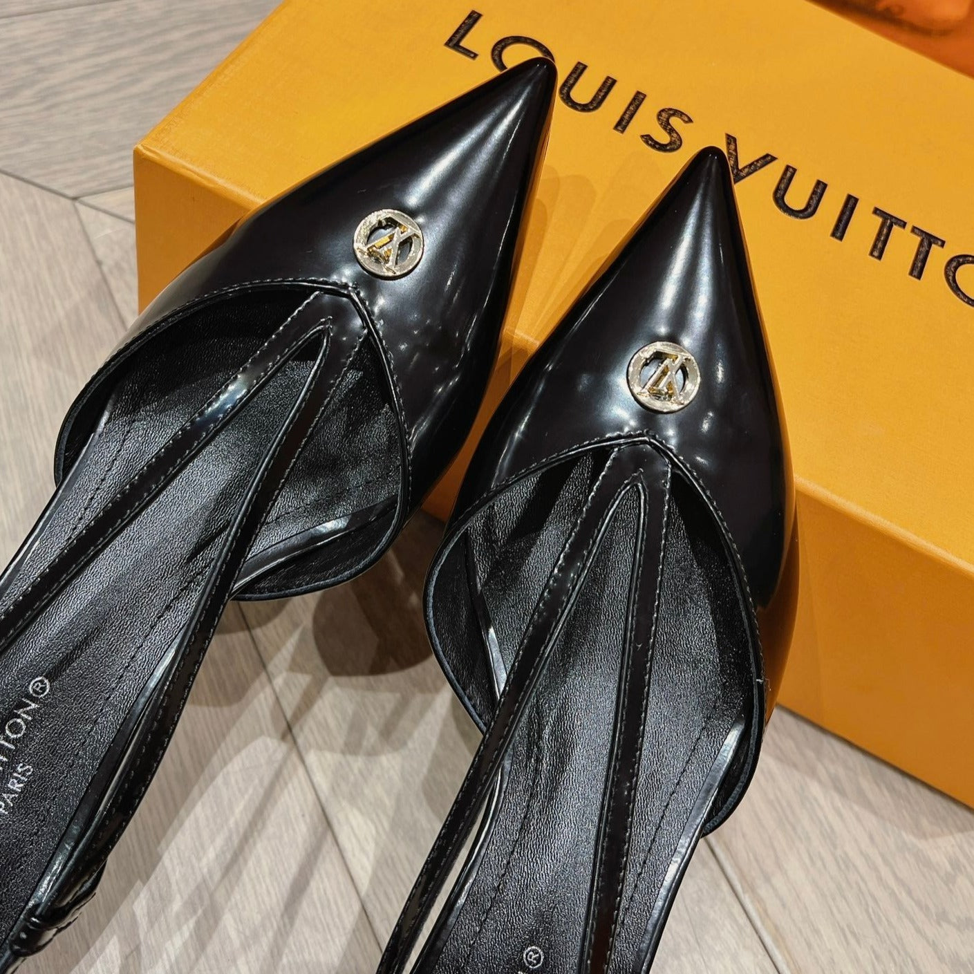 LV LOW HEEL SLINGBACK BLACK - 34
