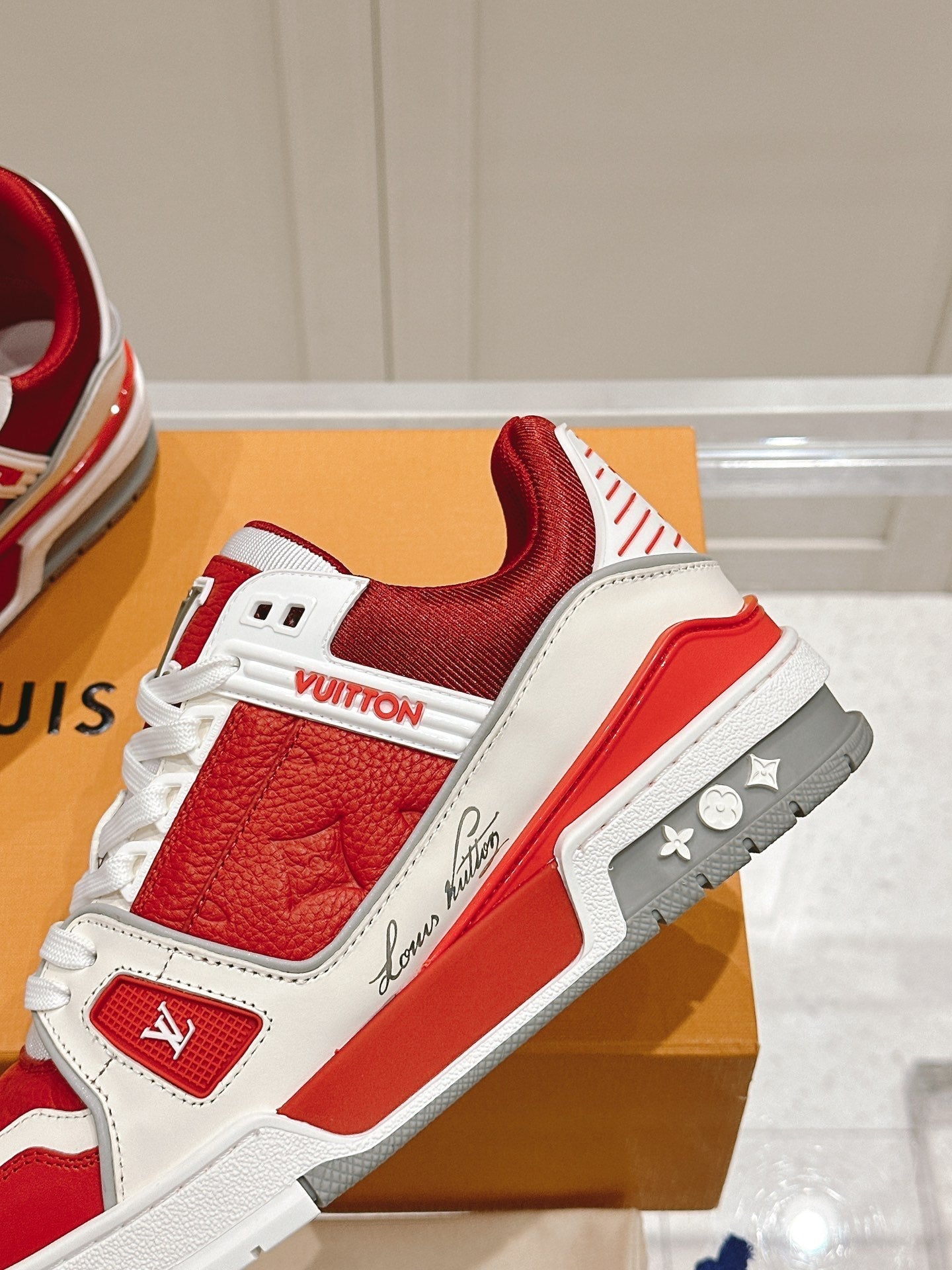 LV TRAINER SNEAKER IN SARI RED GRAINED CALFSKIN - 35