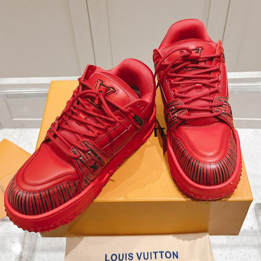 LV TRAINER MAXI LV X PARK SEO-BO IN RUBY RED CALFSKIN - 35