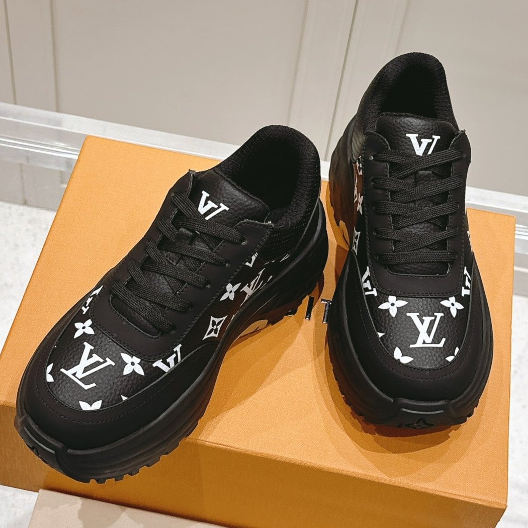 RUN AWAY SNEAKER IN BLACK MIX WHITE CALFSKIN - 35