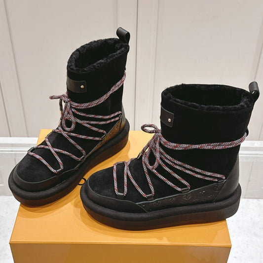 ASPEN PLATFORM ANKLE BOOT IN BLACK MONOGRAM DEBOSSED SUEDE AND SHEARLING - 35