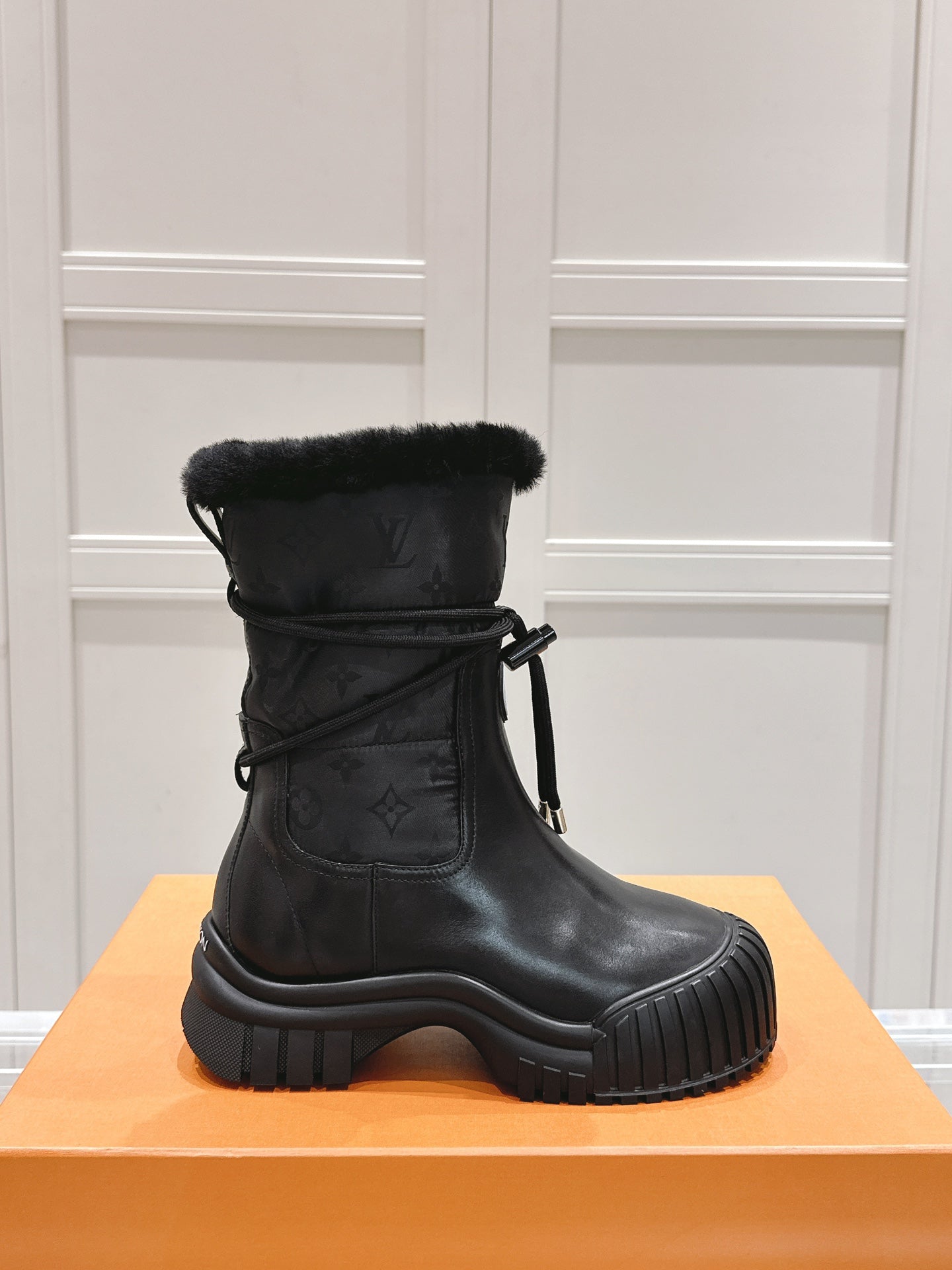 RUBY FLAT ANKLE BOOT IN BLACK CALFSKIN AND MONOGRAM NYLON - 35